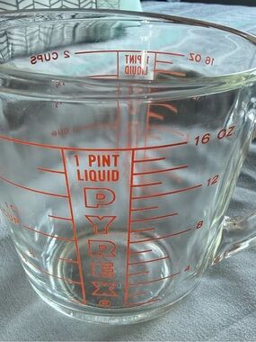 Vintage Pyrex Clear Glass Measuring Cup with Orange Markings - 2 cup